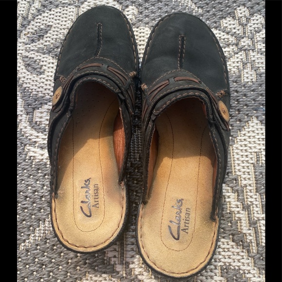 Clarks Artisan Women’s Size 9 Leather Clog Mules💕 - Picture 3 of 9